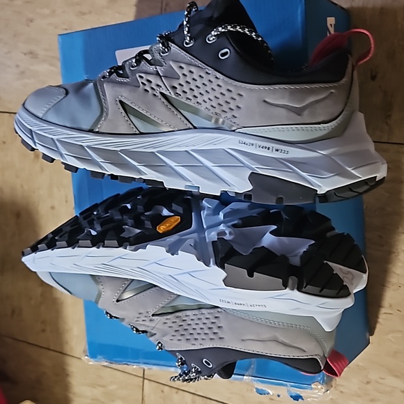 Hoka  Sneakers - Picture 4 of 9